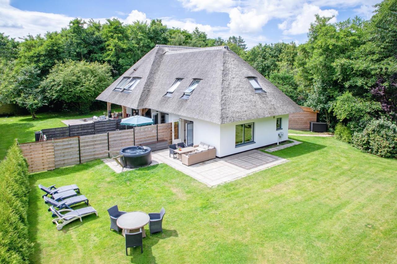 The Island Life Texel Met Jacuzzi Villa De Koog  Eksteriør bilde